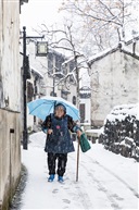 风雪归人