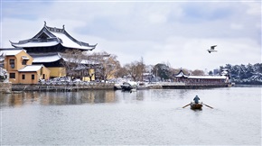 雪后古莲寺