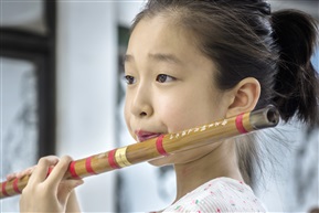 吹笛女孩