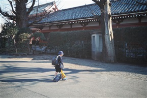 孤独的小学生