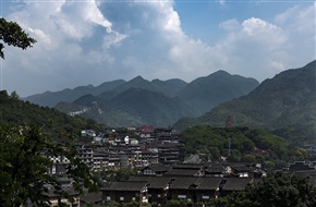 《贵州茅台镇》