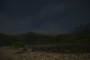 午夜晴空