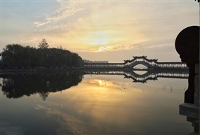 清晨的锦溪
