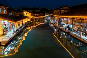 《安昌夜色》