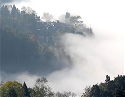 雾滃山村