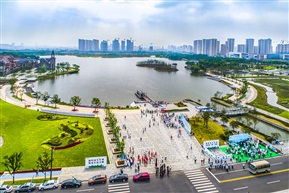 《中心湖公园》（3）