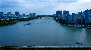 《青阳港》