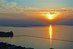 《阳澄晚霞》