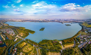 美丽傀儡湖