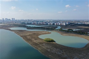 绿水蓝天