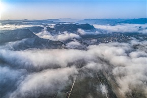 《天姥山采风》（10）