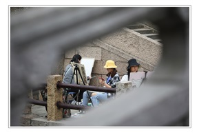 《写生女孩》