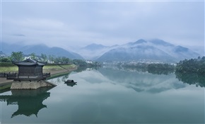 雨后剪溪湖