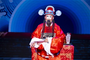告斧头1
