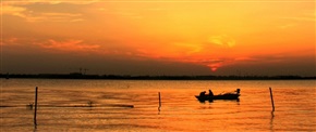 夕阳下