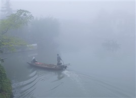 《雾里水乡》