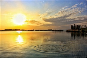 淀山湖夕照
