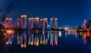 夜昆山之时代公园