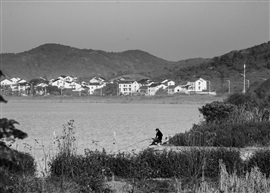 《等待》
