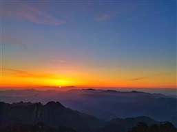 黄山光明顶日出