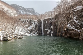 早春长白山（组照-3）长白山绿渊潭