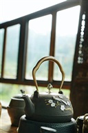 茶香四溢