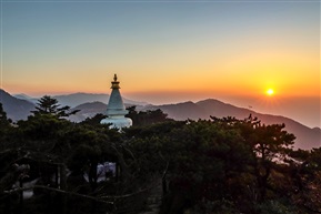 小天池诺那塔日落