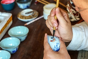 瓷器制作工艺之彩绘-12