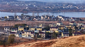 峦山坝上