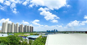 晴空万里
