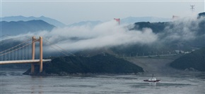 山色空蒙雨亦奇