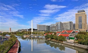 上海苏州河畔