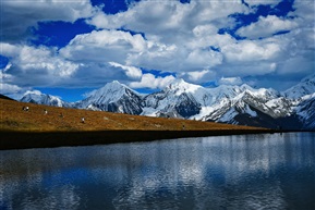 雪山之巅