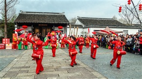 乡村闹新年-1