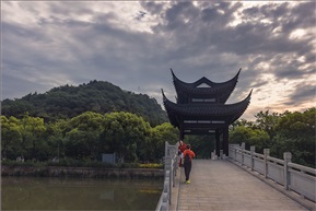 摆拍